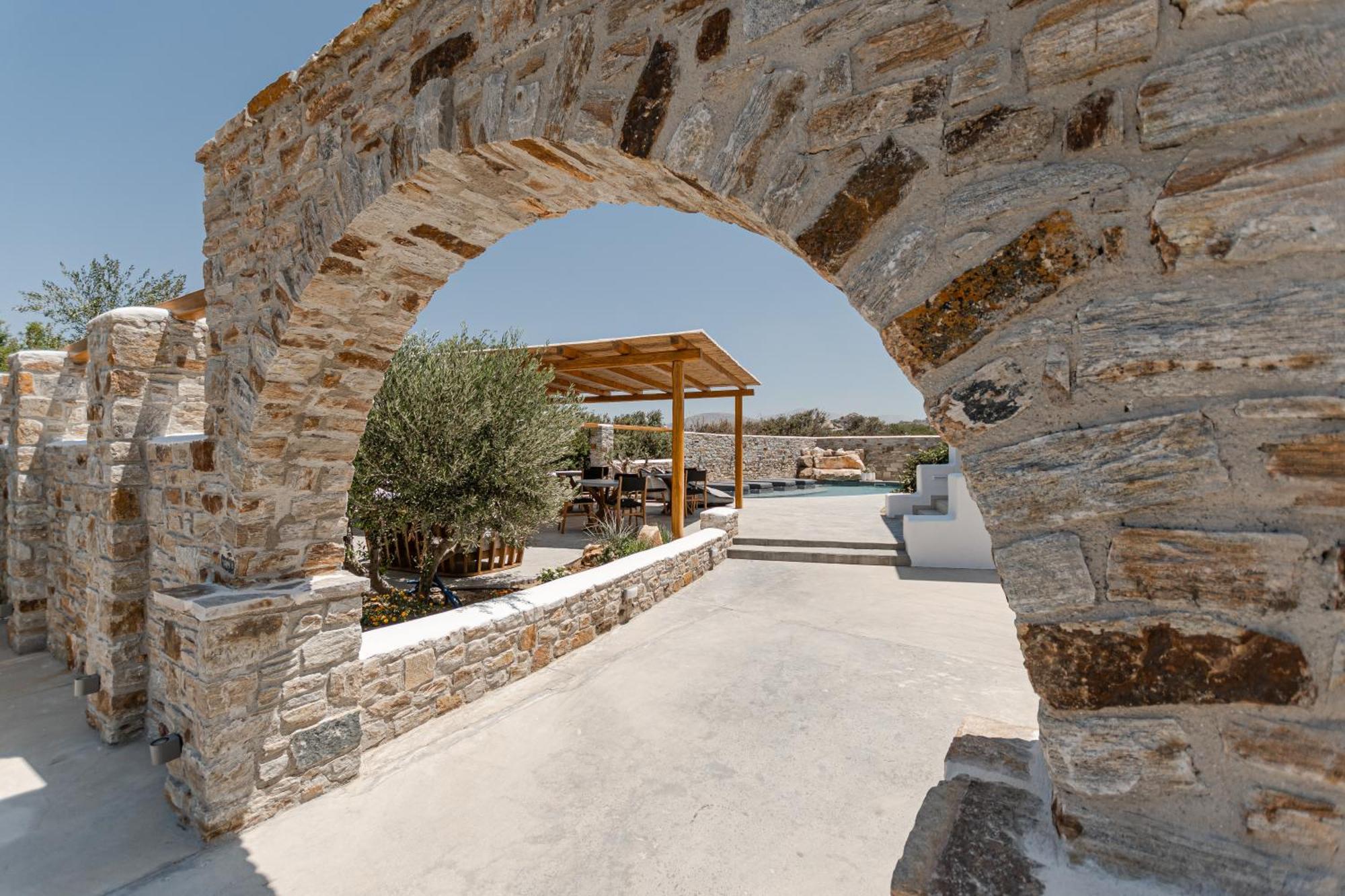 Aparthotel Sea & Olives And Plaka (Naxos)